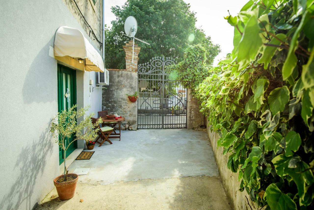 Rustica Apartments Šibenik Eksteriør billede